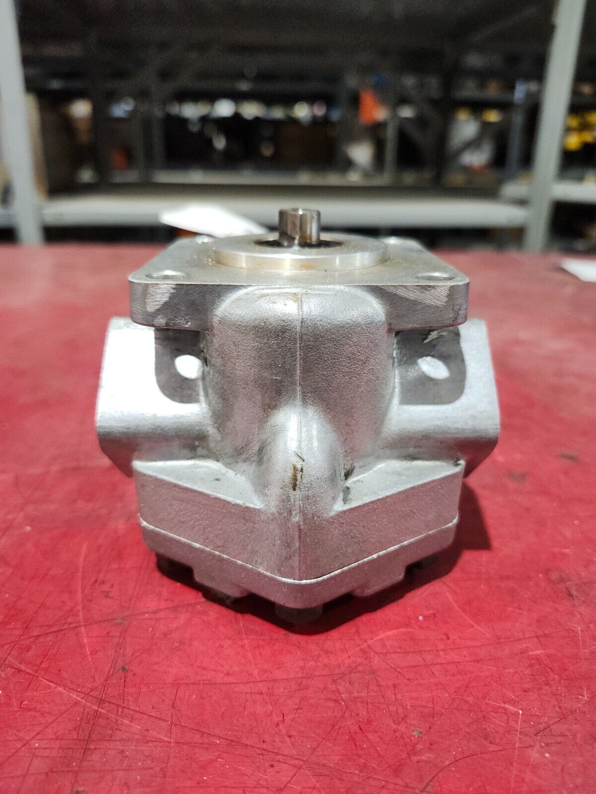 NEW NO BOX Aztec Hydraulic Pump for Nissan 69501-L4000