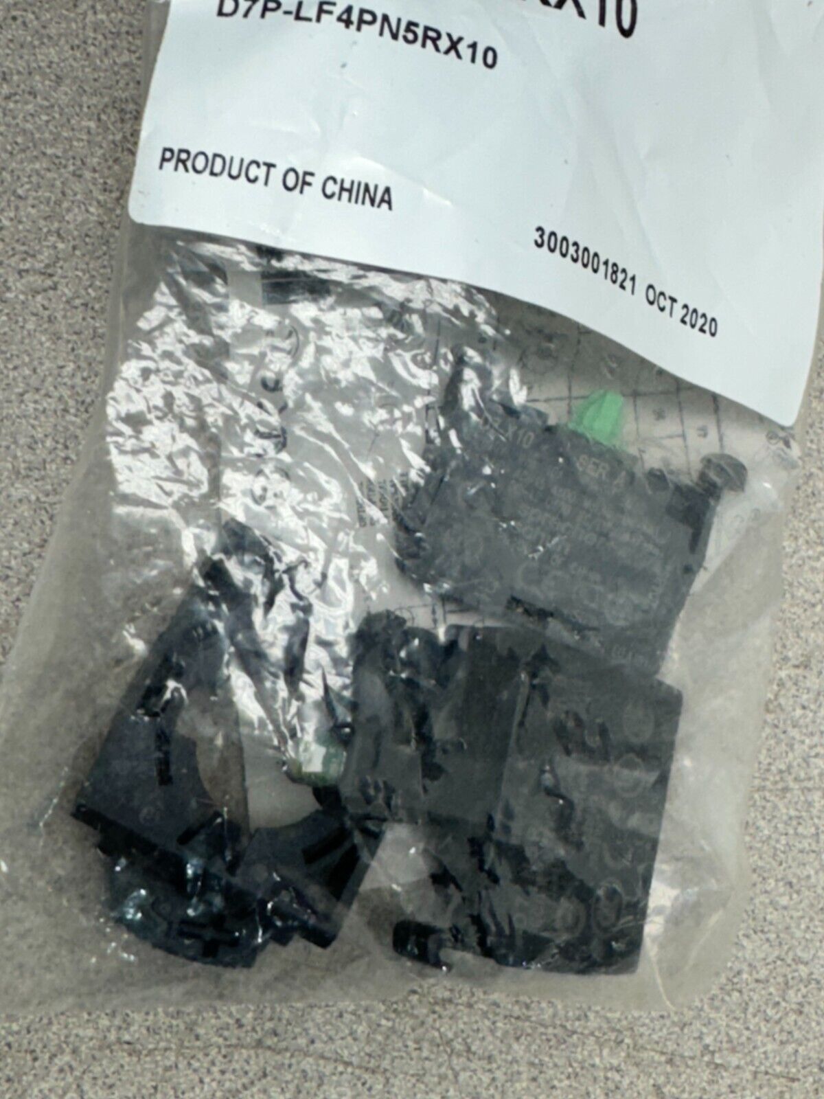 NEW IN PACKAGE SPRECHER SCHUH PUSH BUTTON SWITCH D7P-LF4PN5RX10