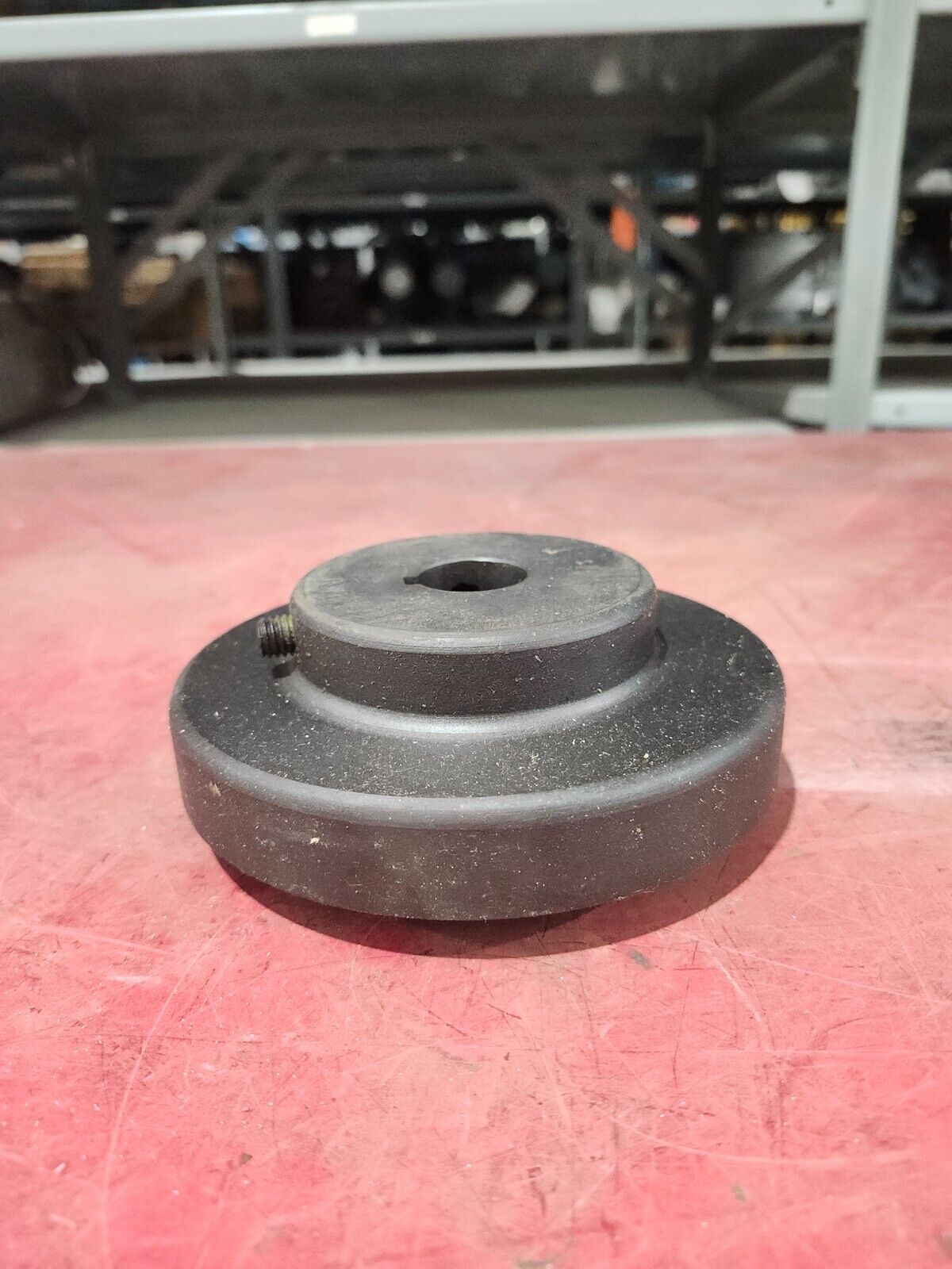 NEW IN BOX RWI COUPLING FLANGE SIZE 8 1" BORE 8S X 1