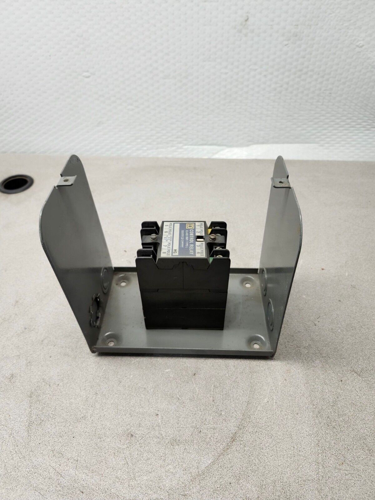 NEW Square D Class Enclosure Type UE.7 8501 WITH Control Relay SER 8501 L0-20