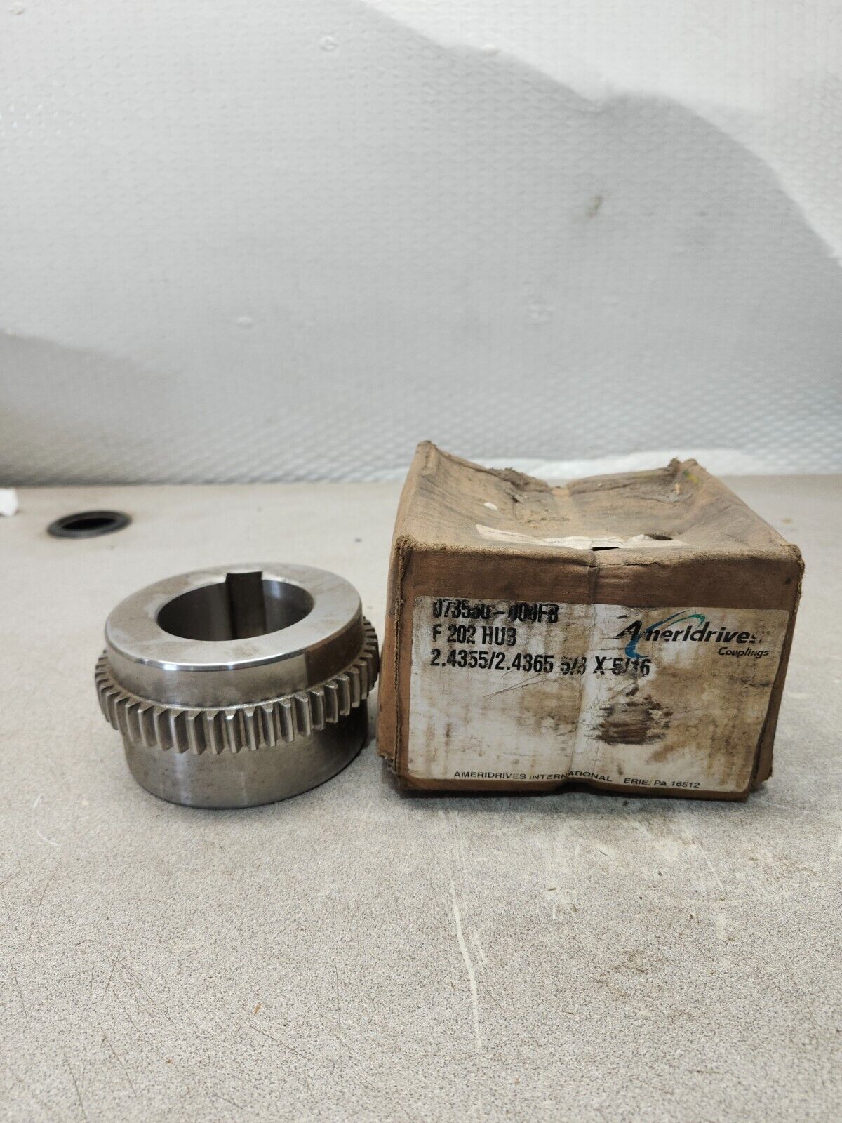 NEW IN BOX Ameridrives F202 Hub Gear 073550-00FB