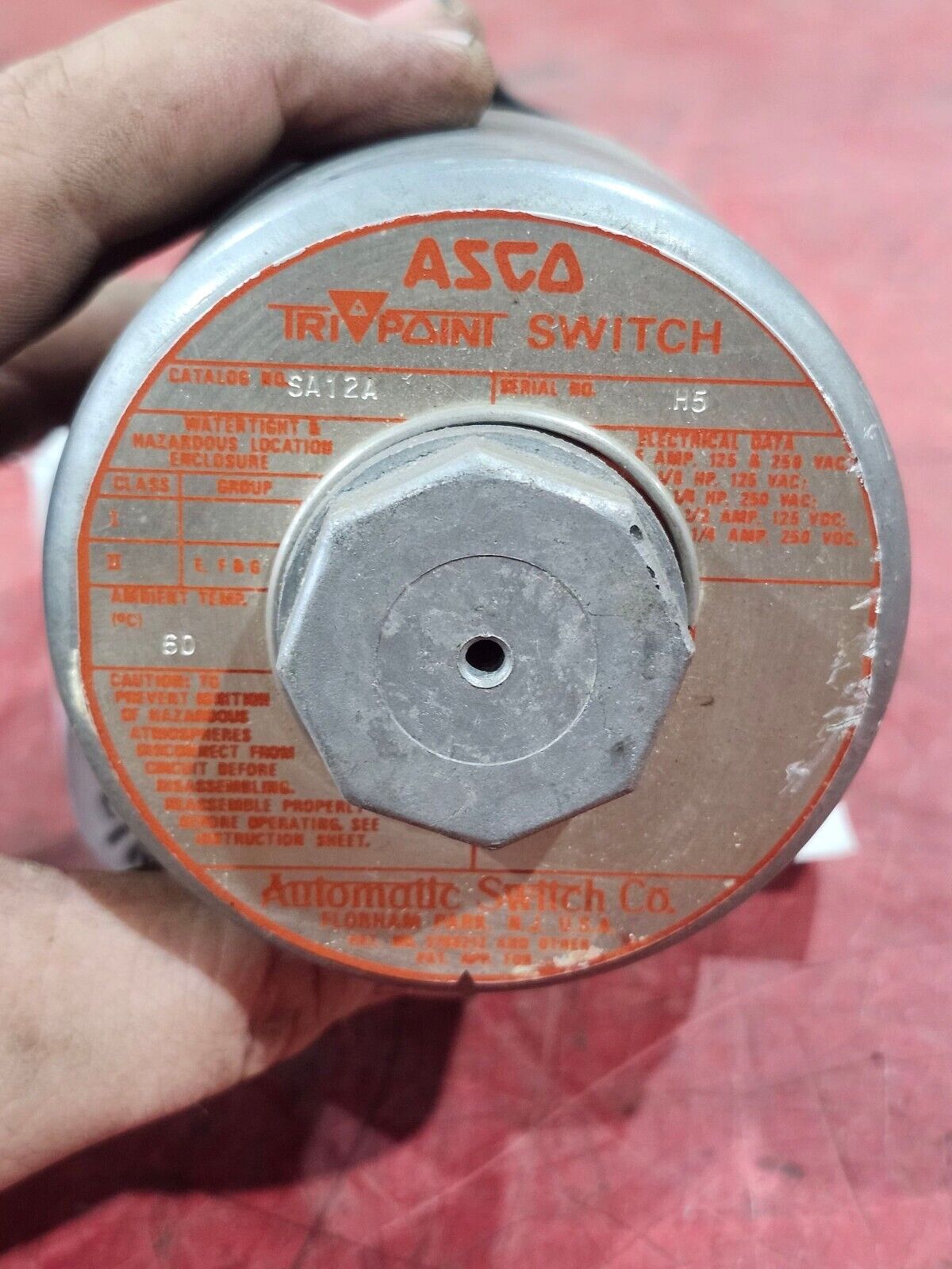 NEW ASCO TRI-POINT PRESSURE SWITCH SA12A WITH TE10A11