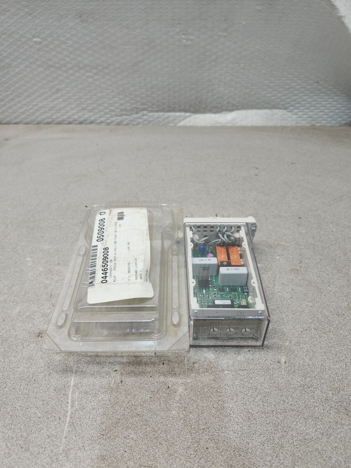 NEW IN BOX ABB TIMER RELAY RXKL 1 1MRK 000 066-AA