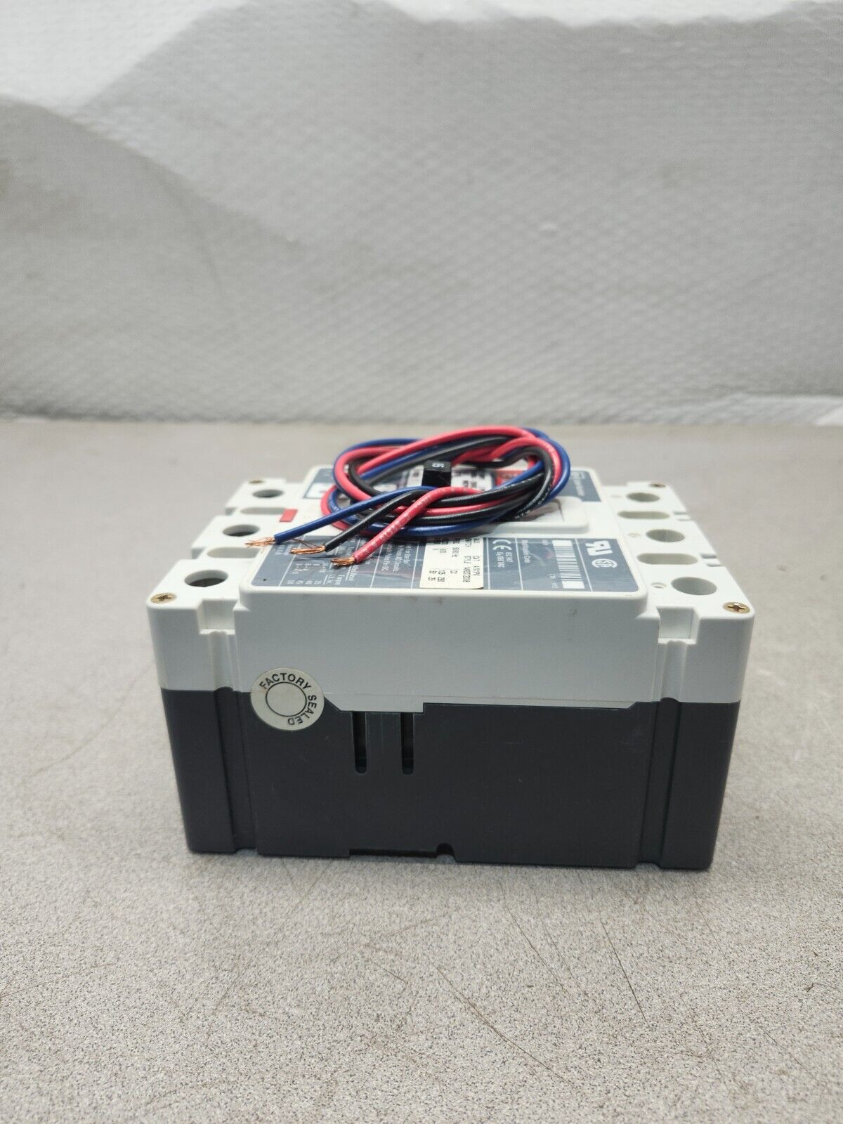 NEW IN BOX CUTLER-HAMMER MOTOR CIRCUIT PROTECTOR 15 AMPS 3P 600VAC HMCP015E0A02