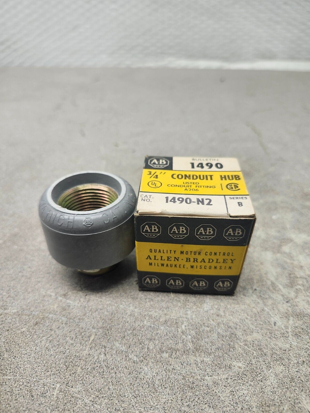 NEW IN BOX LOT OF 20 Allen Bradley Conduit Hub 3/4" 1490-N2