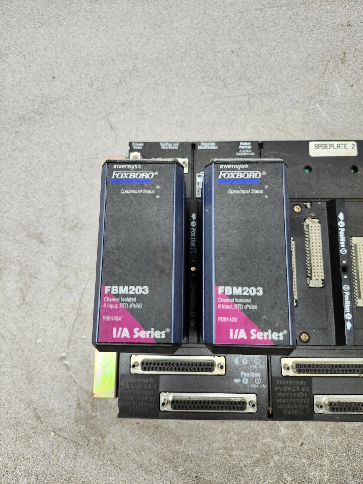 USED Foxboro Din Rail Modular Baseplate P0926HT W/ 2 Foxboro FBM203 I/A Series
