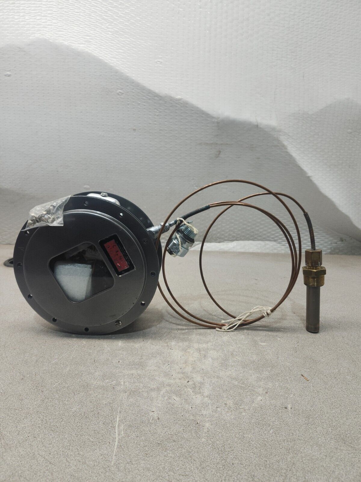 NEW IN BOX Dwyer MERCOID PRESSURE SWITCHES DAW-38-3-5N