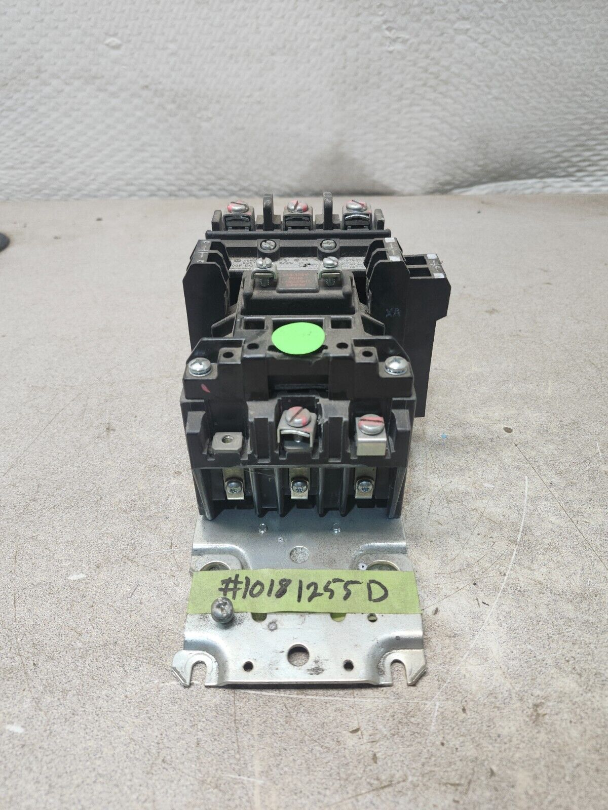 43973276