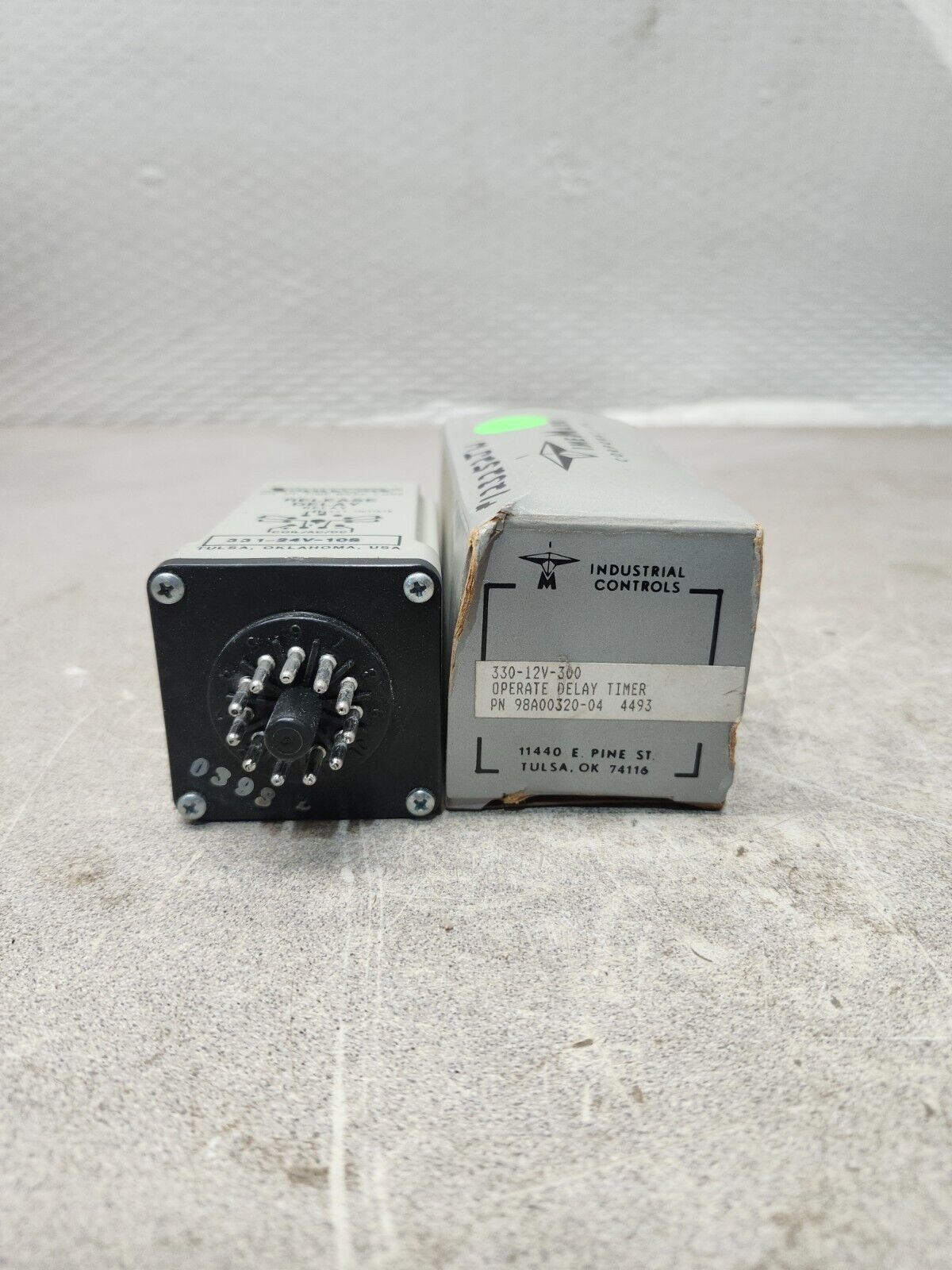 NEW IN BOX LOT OF 2 TIME MARK SIGNALINE RELEASE DELAY 331-12V-10S