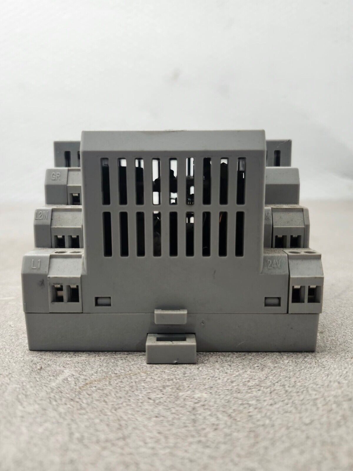 USED ALLEN BRADLEY POWER SUPPLY 2711P-RSACDIN SER.A