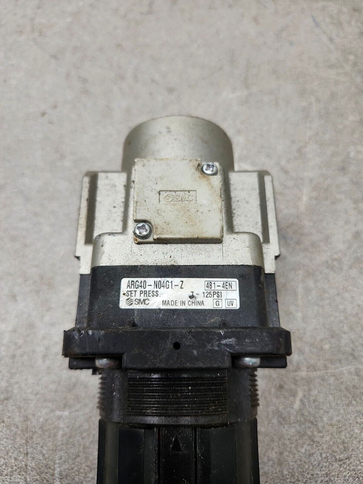 NEW NO BOX PNEUMATIC REGULATOR ARG40-N04G1-Z