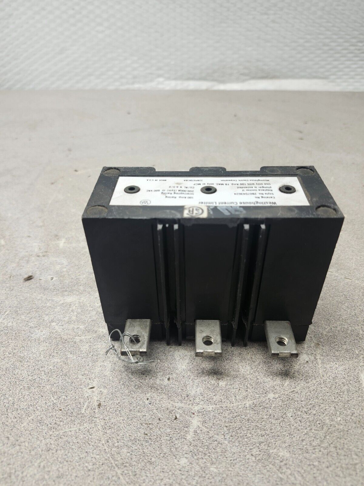 USED WESTINGHOUSE CURRENT LIMITER 100A AMP RATING 2607D43G24