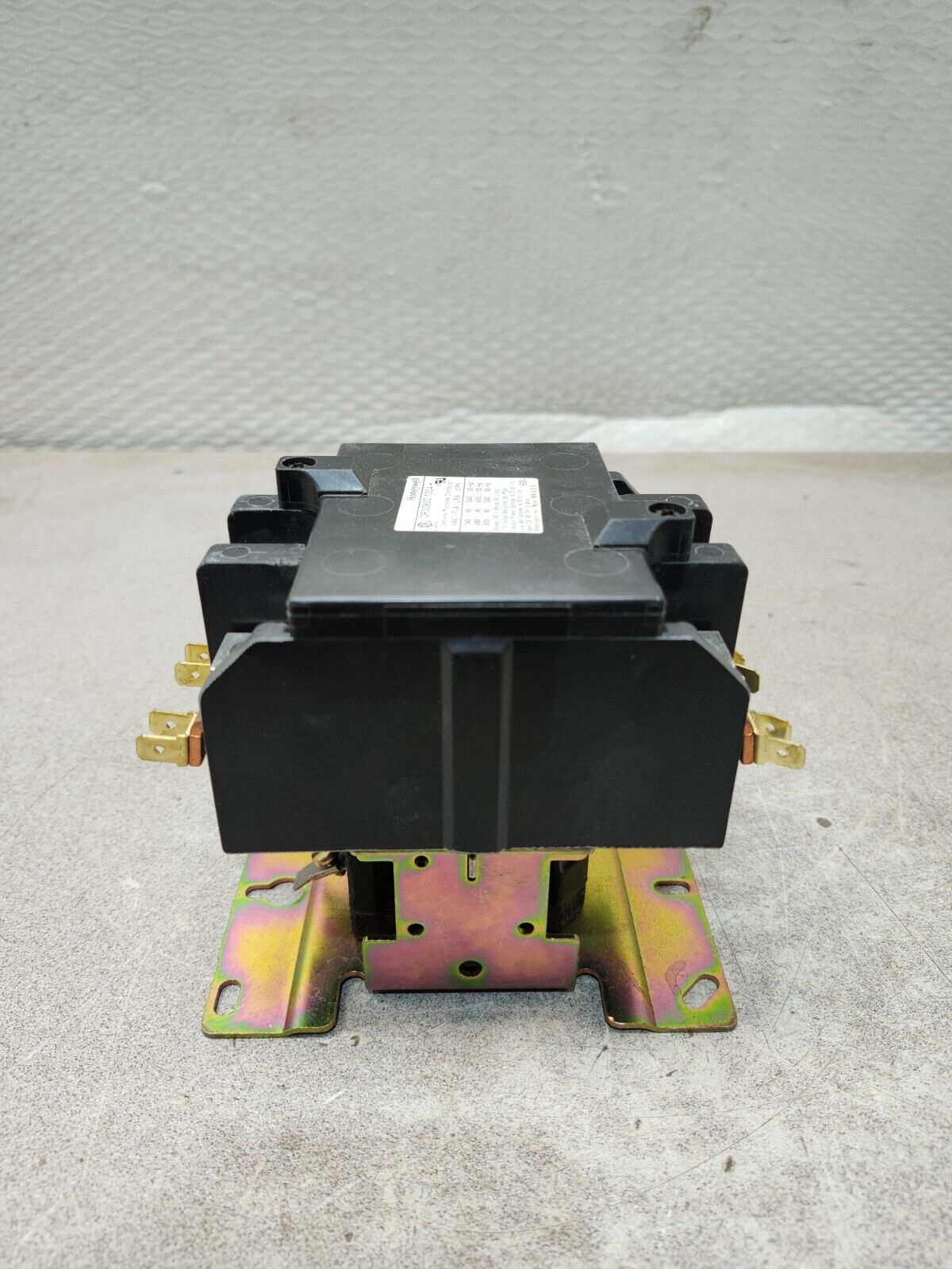 NEW IN BOX HONEYWELL CONTACTOR 3 POLE 90 FLA 208/240V 190/220V DP3090C 1004