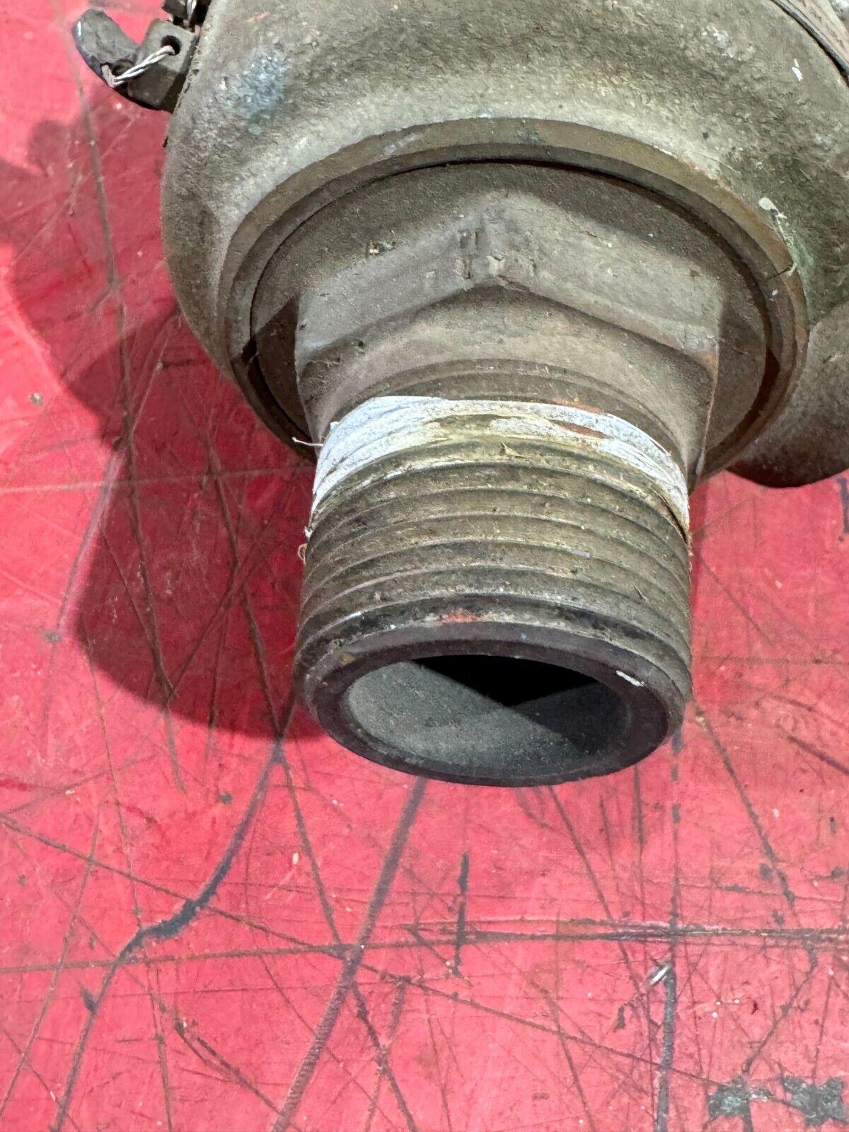 USED SPENCE PRESSURE RELIEF VALVE SET PRESSURE 20PSI. FIG. 031FEA