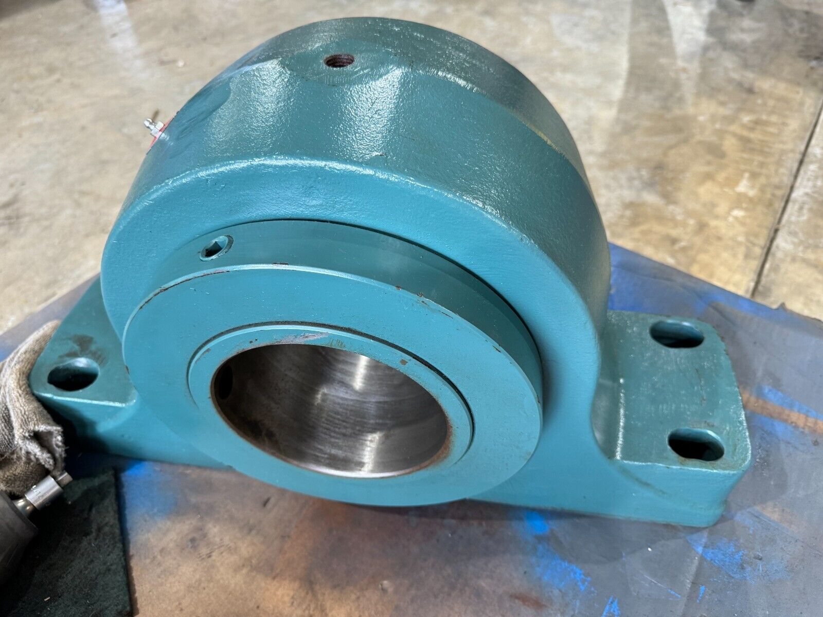 NEW DODGE 4-BOLT TYPE-E PILLOW BLOCK BEARING 6-7/16" BORE P4B-E-607R 060068