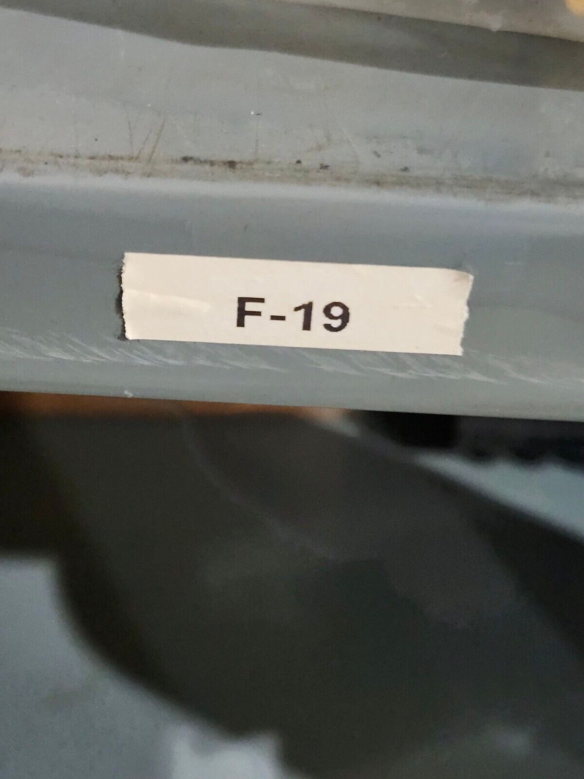 NEW IN BOX ALLEN BRADLEY GREEN PILOT LIGHT 800T-PST16