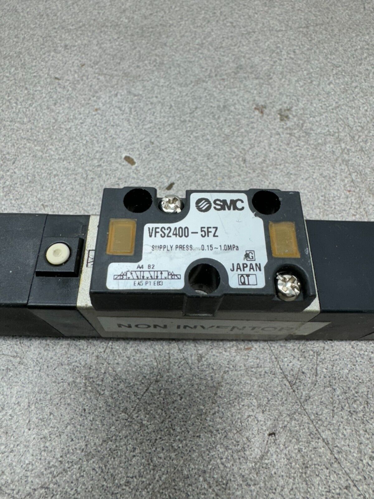 PREOWNED SMC SOLENOID VALVE VFS2400-5FZ