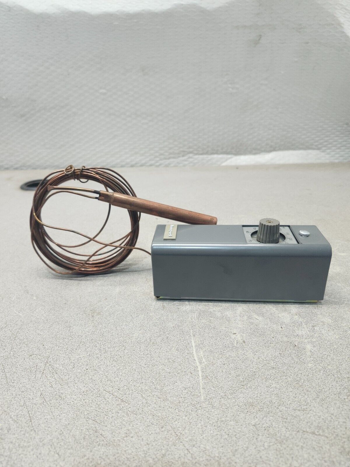 NEW IN BOX HONEYWELL TEMPERATURE CONTROLLER T991A 1269