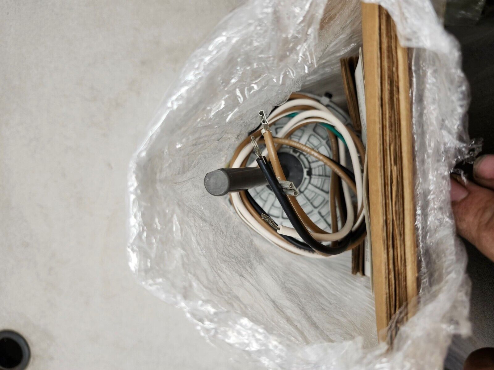 NEW IN BOX Marathon X213 230v 1/3 HP Condenser Fan Motor Capacitor 48A1101524