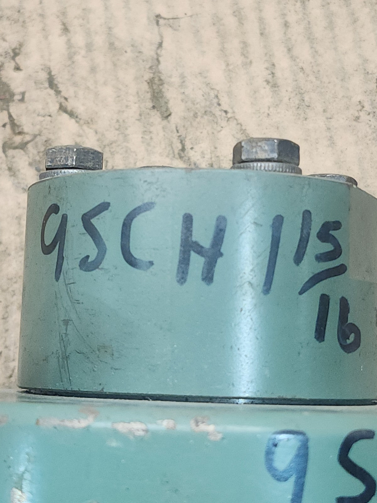 47501912