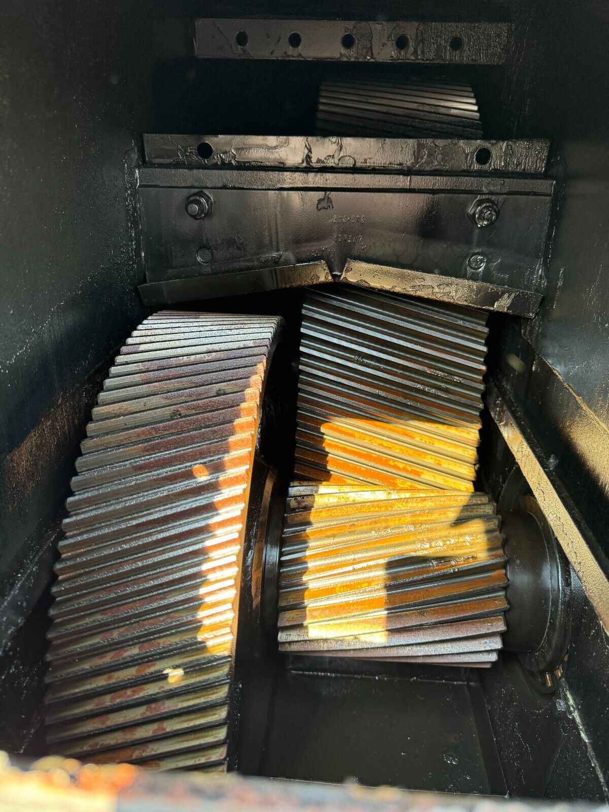 USED FALK ENCLOSED GEAR DRIVE SPEED REDUCER 25.30 RATIO 130Y2-A