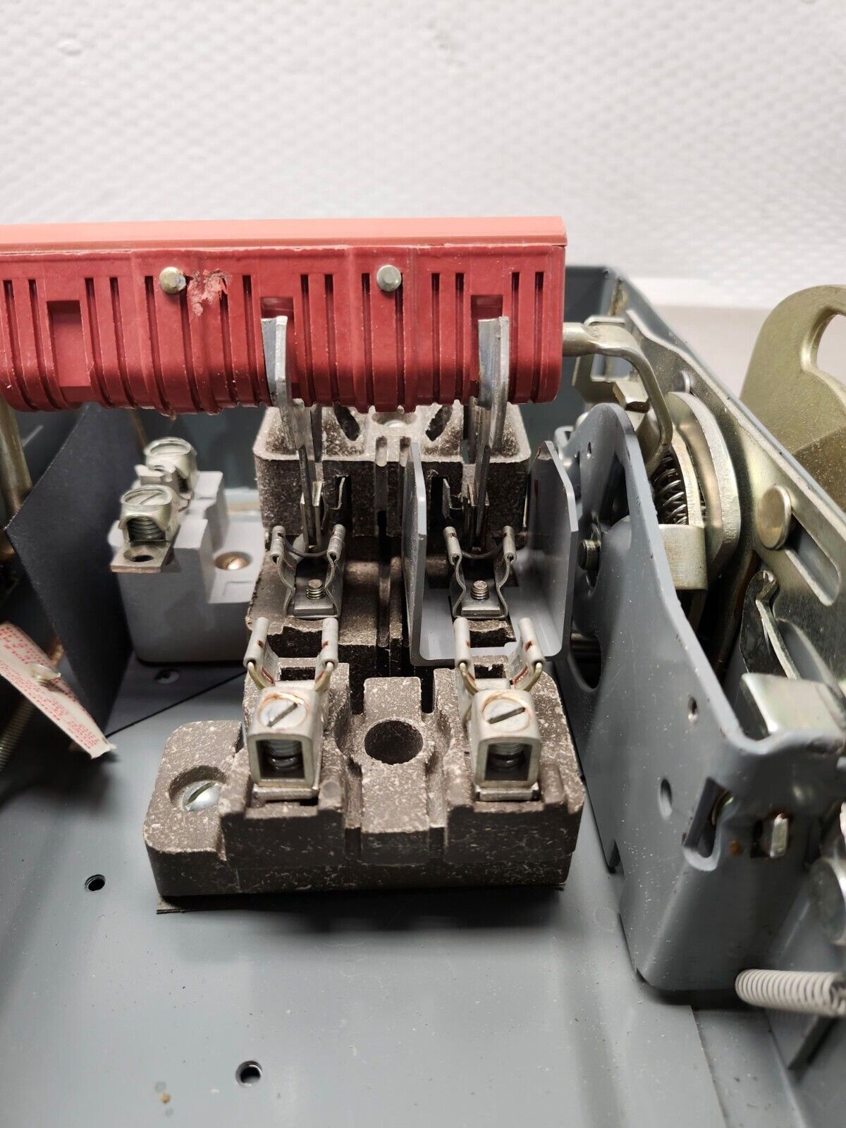 USED SQUARE-D SAFETY SWITCH 30 AMP 240 VAC B4 K-313297