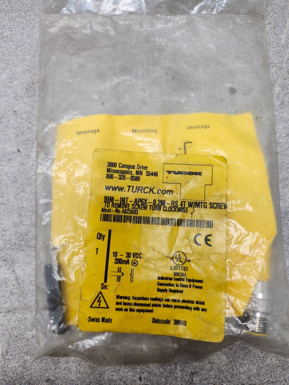 NEW IN BAG Turck Screw Proximity Sensor BIM-INT-AP6X-0.2M-RS 4T W/MTG