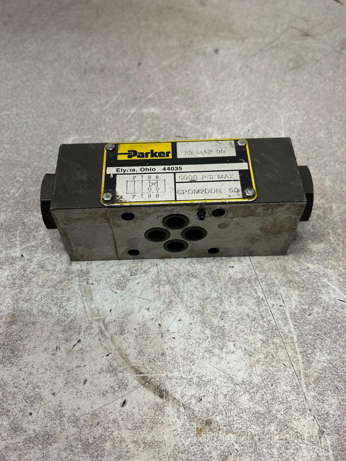 USED Parker Pilot Operated Check Valve 5000PSI MAX CPOM2DDN50
