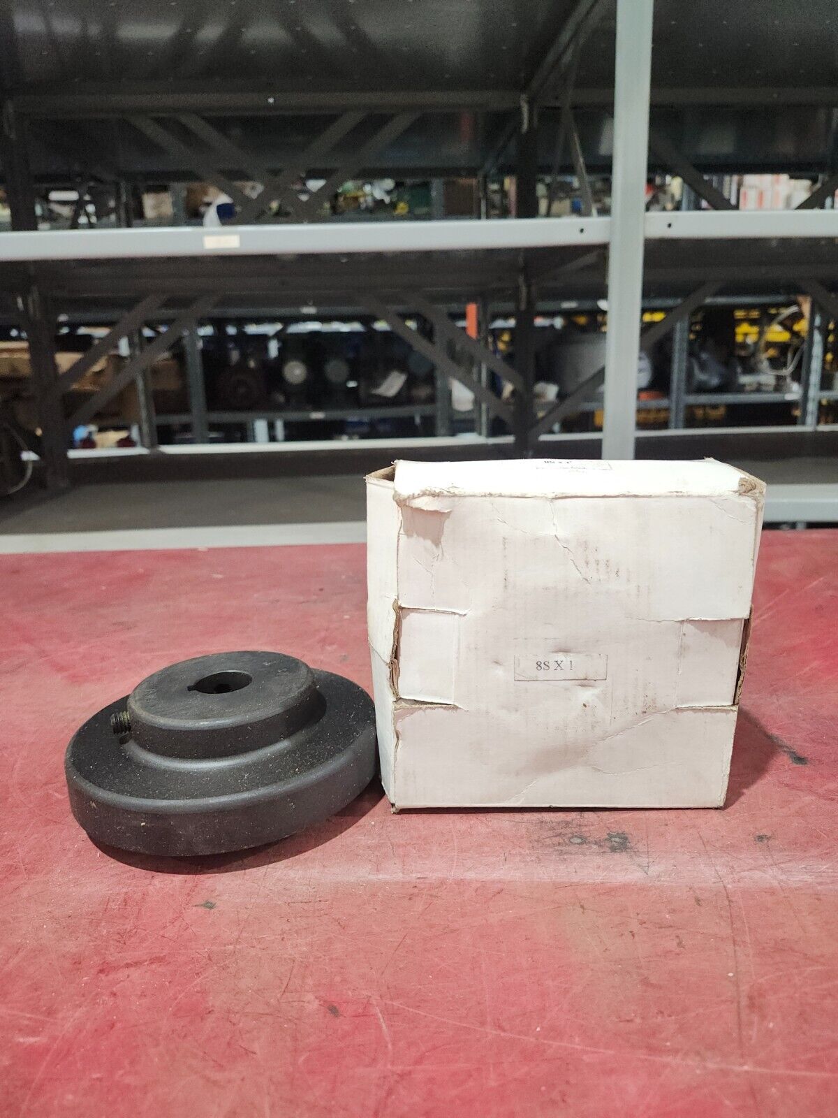 NEW IN BOX RWI COUPLING FLANGE SIZE 8 1" BORE 8S X 1