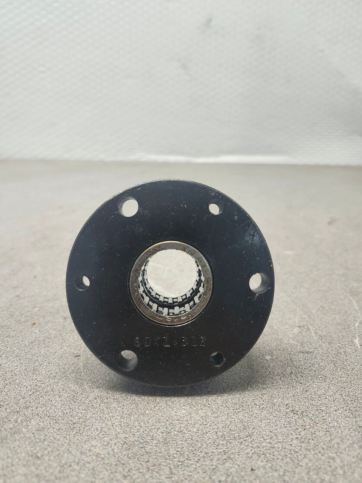 NEW INA 2'' ID Round Flange Type Linear Bearing W/Seals SCH16128