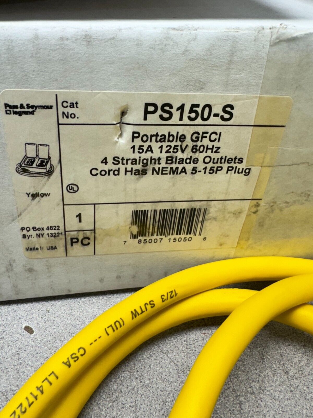 NEW IN BOX PASS & SEYMOUR PORTABLE GFCI 15AMP 125V. OUTLET PS150-S