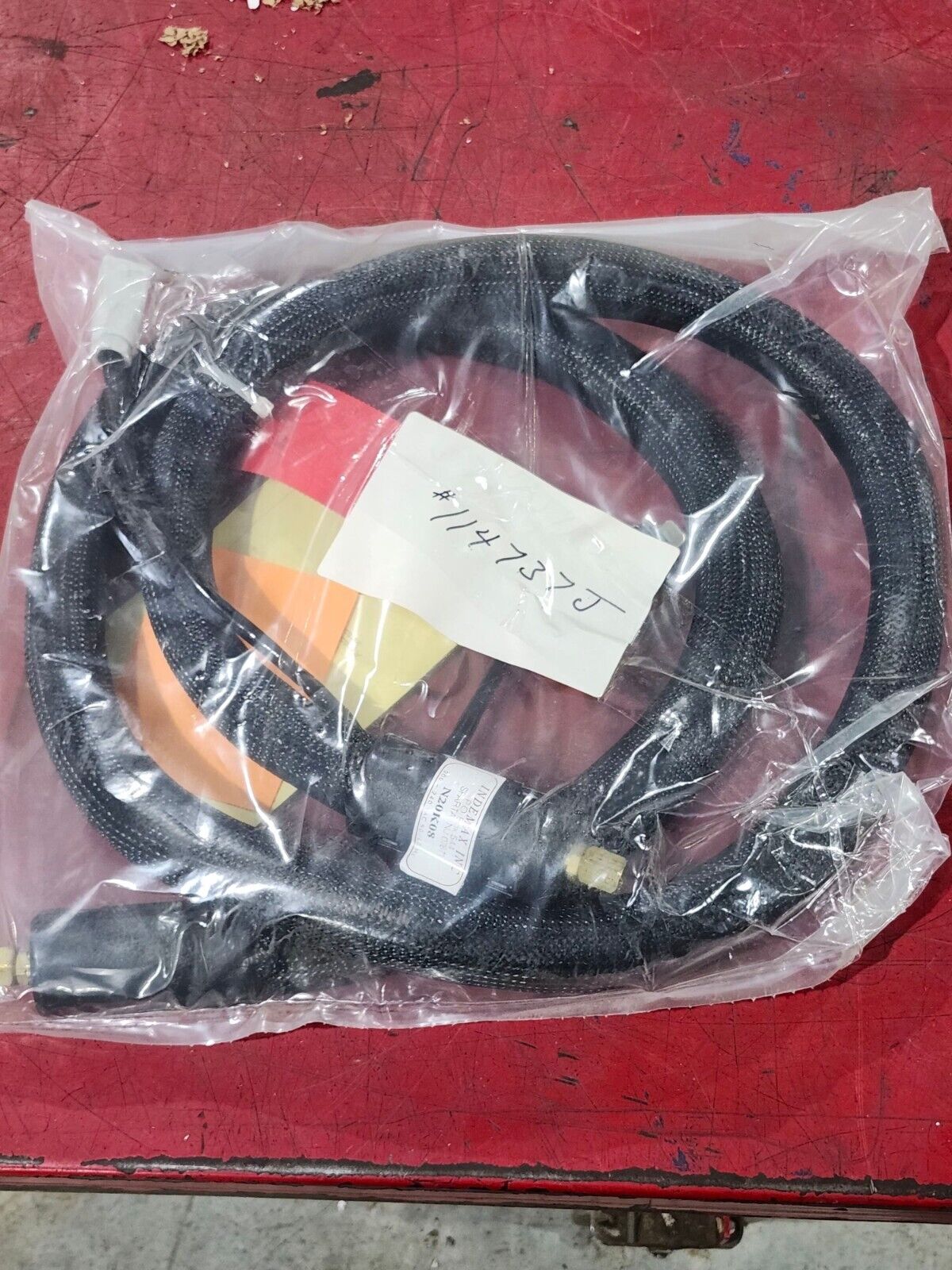 NEW INDEMAX 8' HEATED HOSE FOR ADHESIVE N20K08