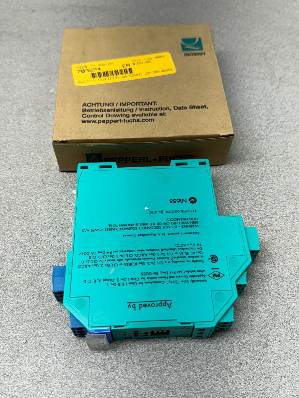 NEW IN BOX PEPPER FUCHS SWITCH AMPLIFIER KFD2-SR2-EX2.2S