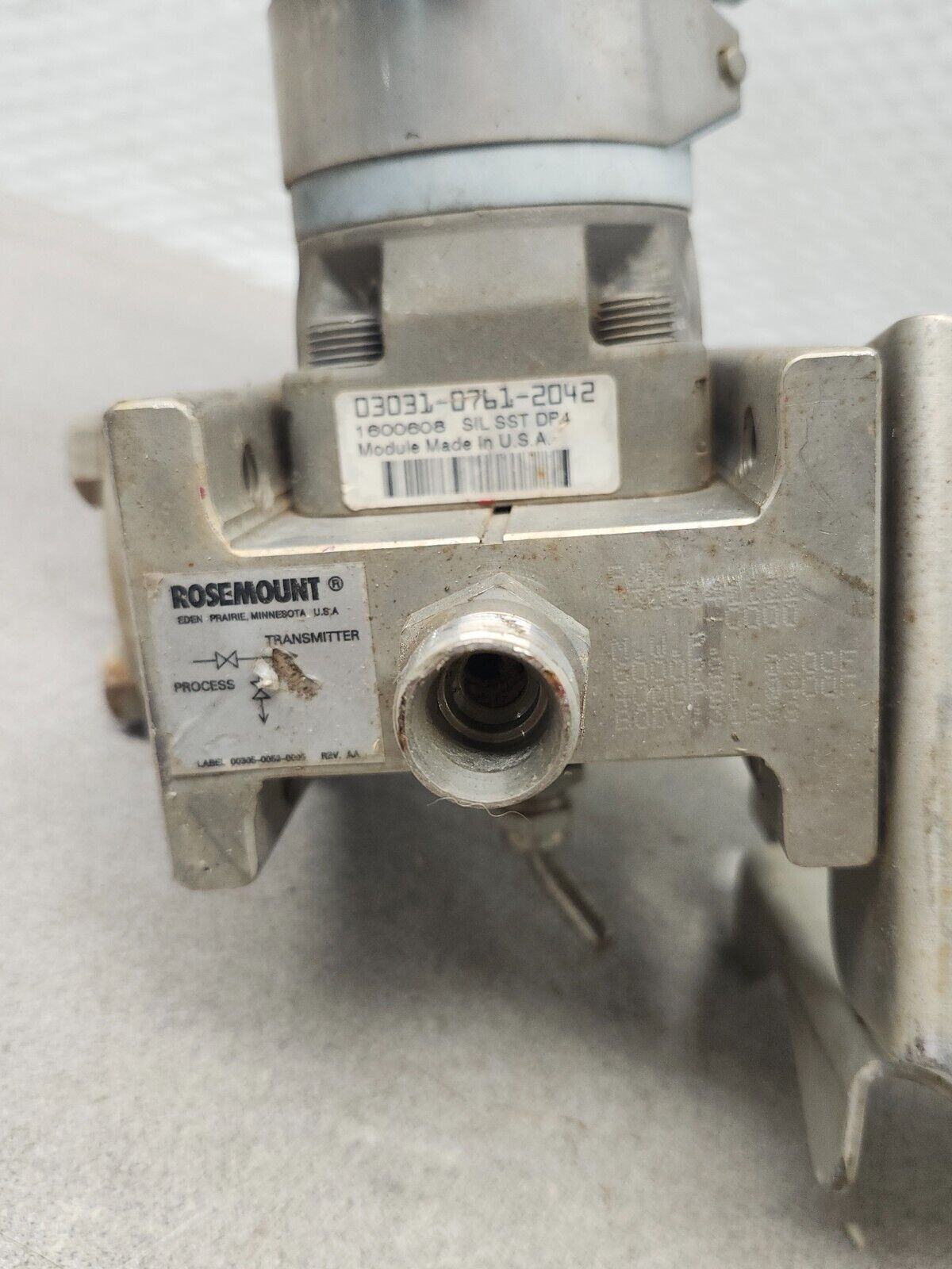USED ROSEMOUNT PRESSURE TRANSMITTER CG4A02A1AH2E53B1L415