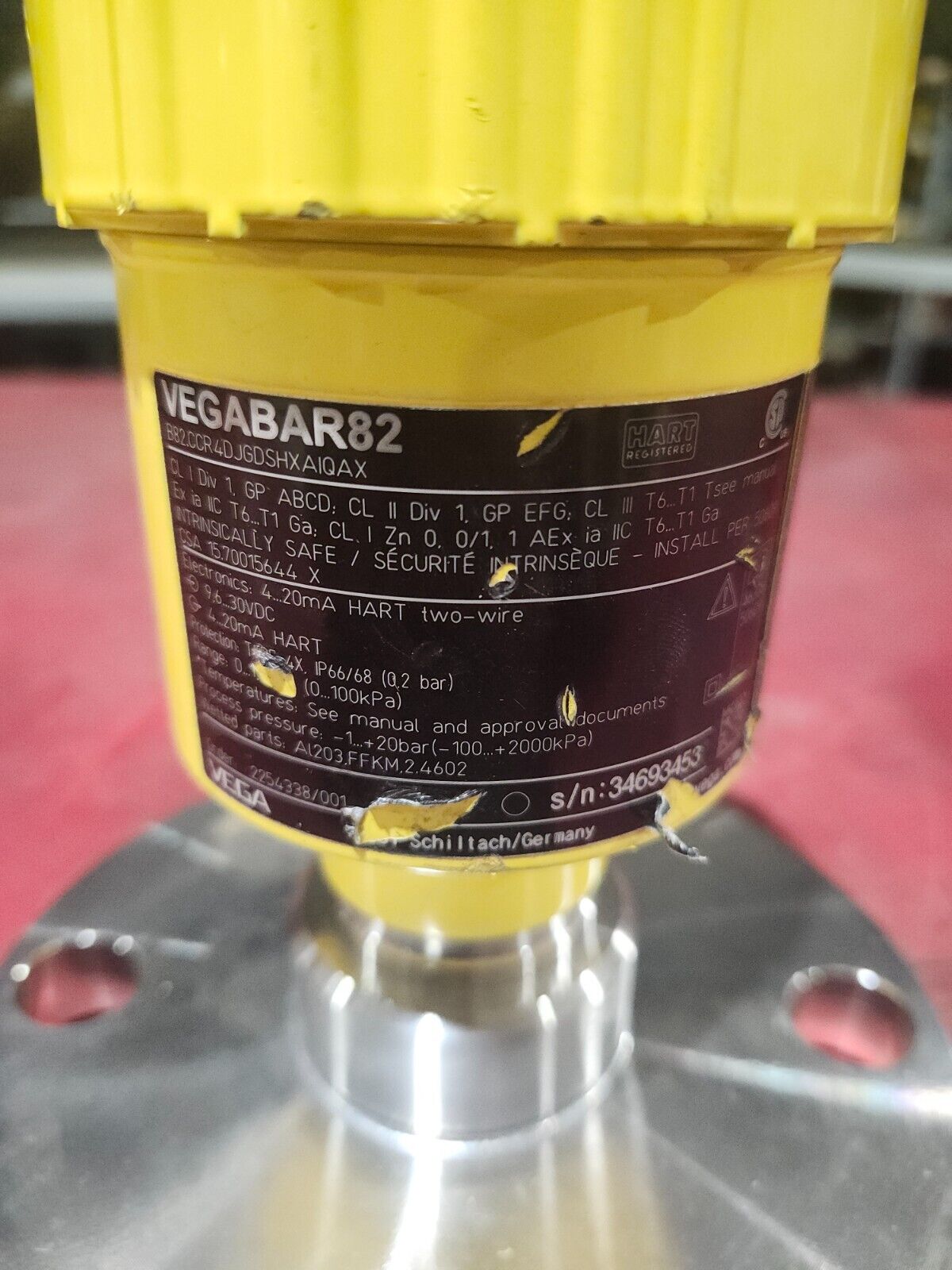 USED Vega Pressure transmitter with ceramic measuring cell- VEGABAR 82