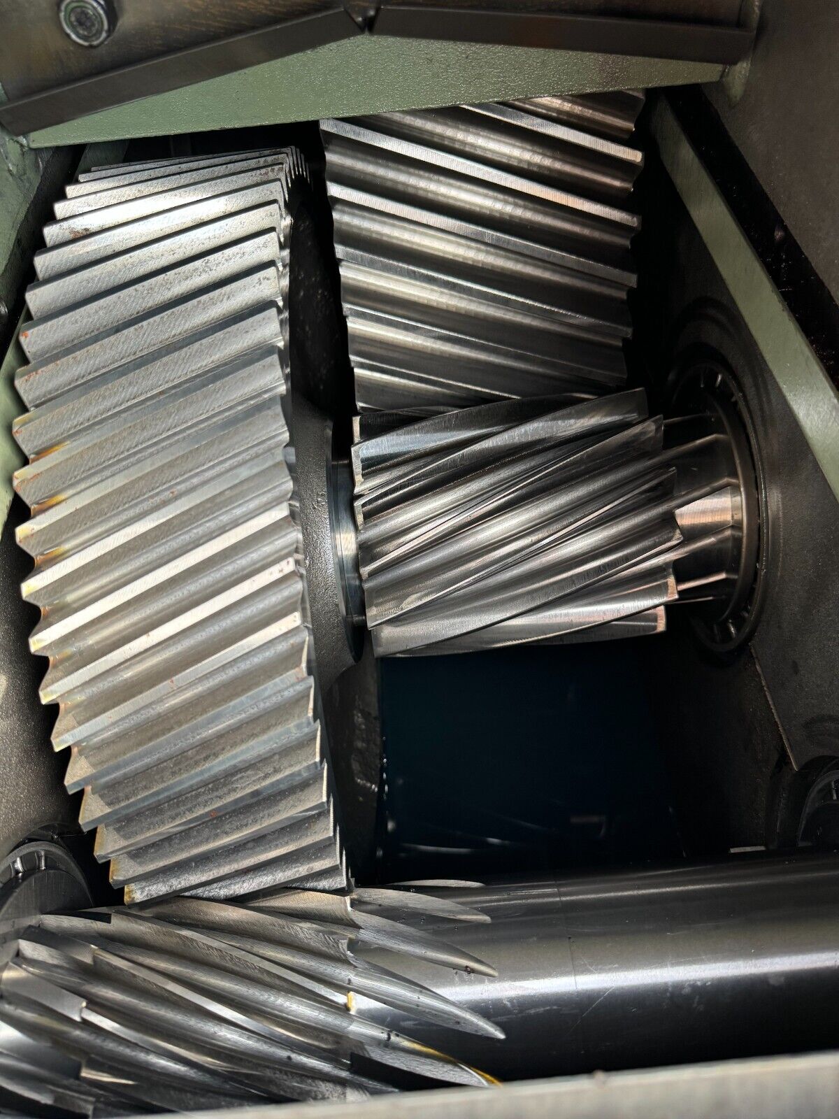 USED FALK ENCLOSED GEAR DRIVE SPEED REDUCER 31.47 RATIO 2120Y2-B