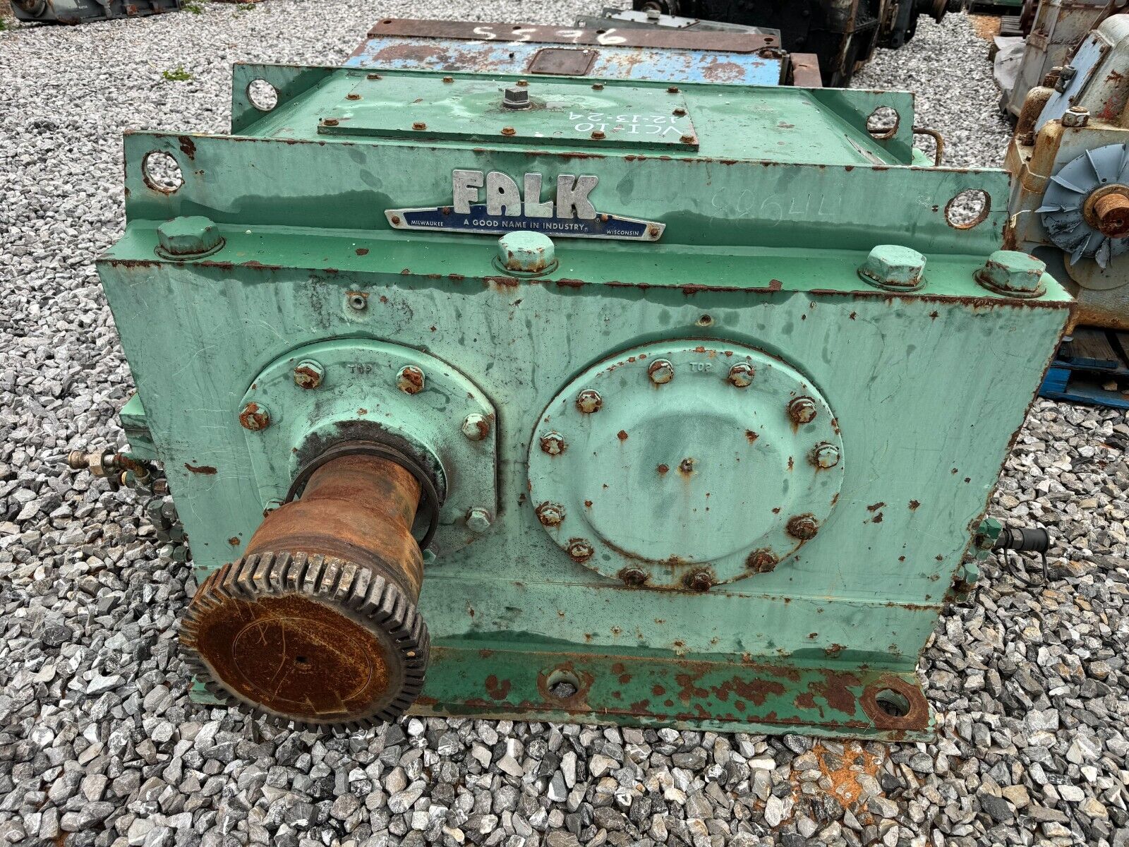 USED FALK ENCLOSED GEAR DRIVE SPEED REDUCER 3.692 RATIO 485A1-AS