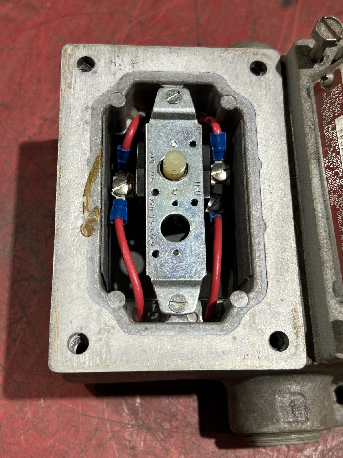 47559037