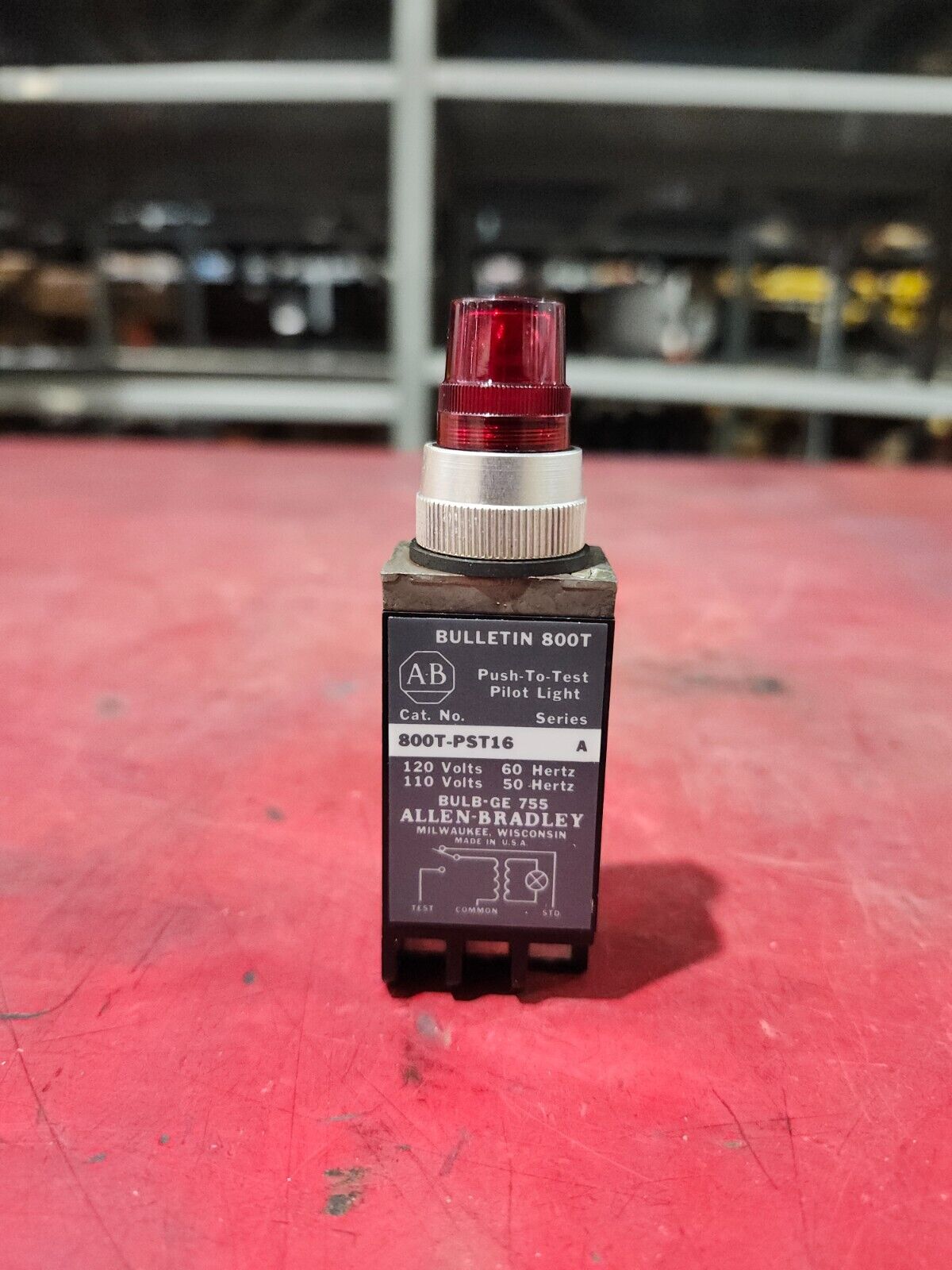 NEW IN BOX ALLEN BRADLEY PUSH TO TEST PILOT LIGHT RED LENS 800T-PST16R
