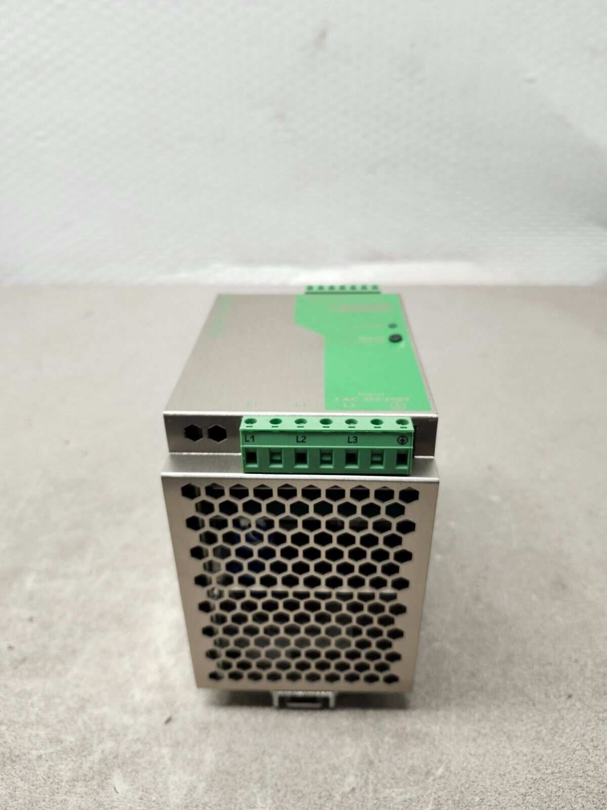 NEW NO BOX PHAENIX CONTACT switch power supply QUINT-PS-3X400-500AC/24DC/10