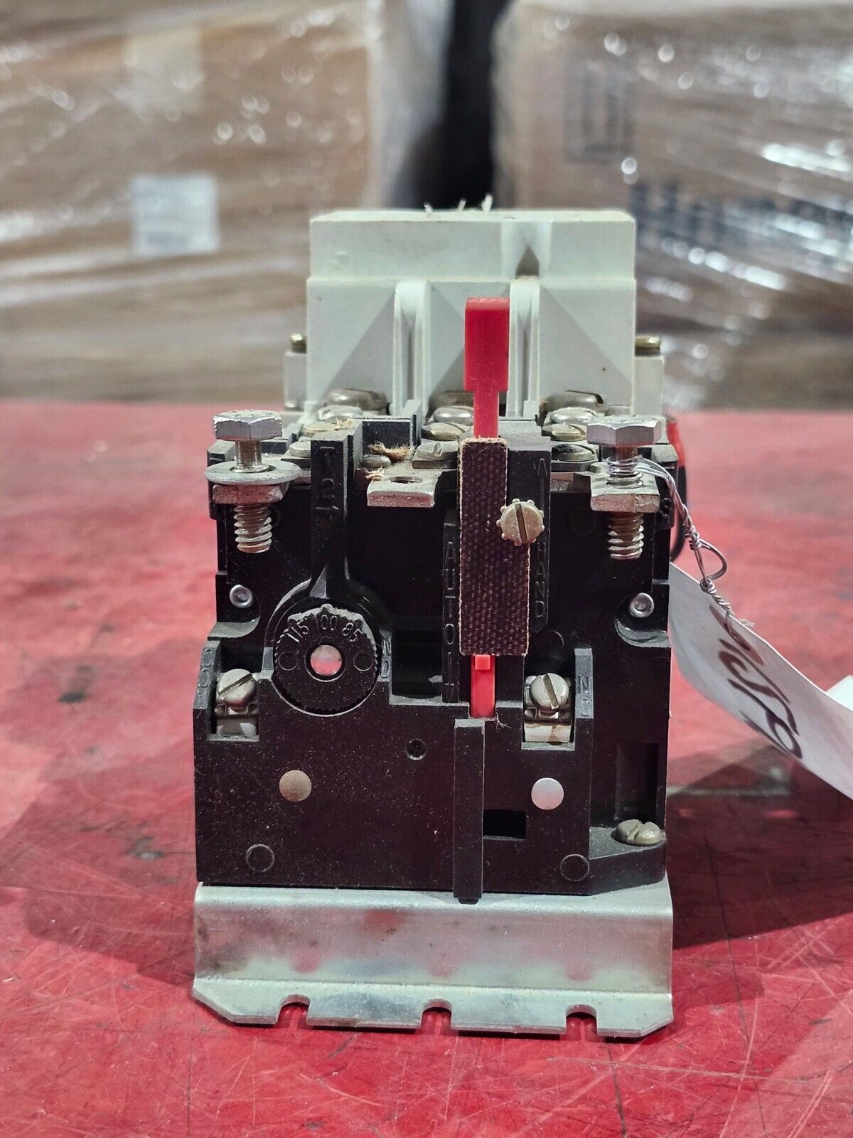 PREOWNED WESTINGHOUSE MOTOR CONTROL A200M2CA-CDZ1