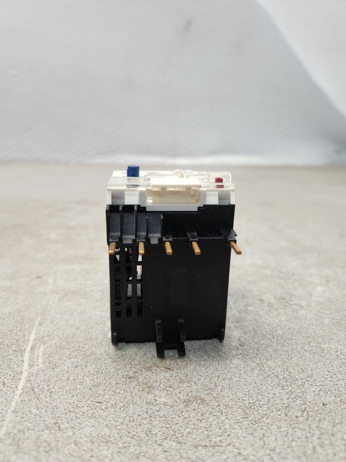 NEW IN BOX SCHNEIDER ELECTRIC THERMAL OVERLOAD RELAY LR2 K0316