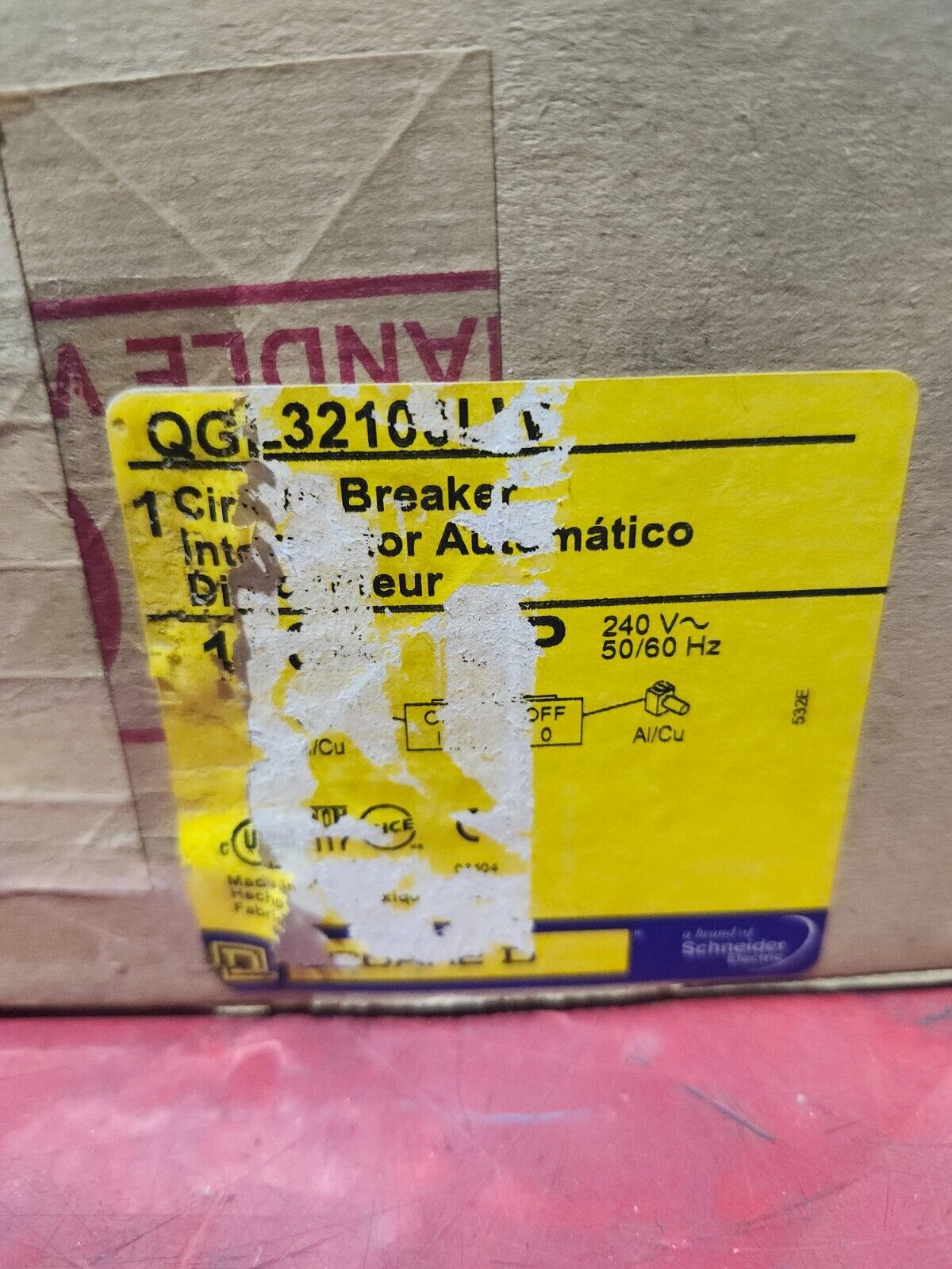 NEW IN BOX SQUARE D CIRCUIT BREAKER 60HZ 240V QGL32100LW
