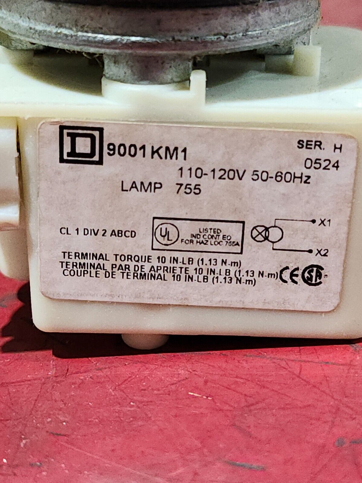 NEW IN BOX SQUARE D PUSH BUTTON 9001KM1 110-120V 50-60HZ