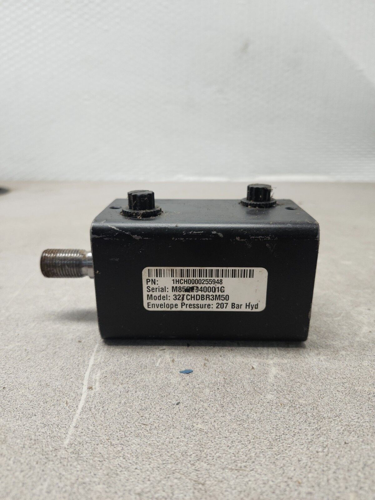 NEW NO BOX PARKER 32TCHDBR3M50 ENVELOPE PRESSURE 207 BAR HYD