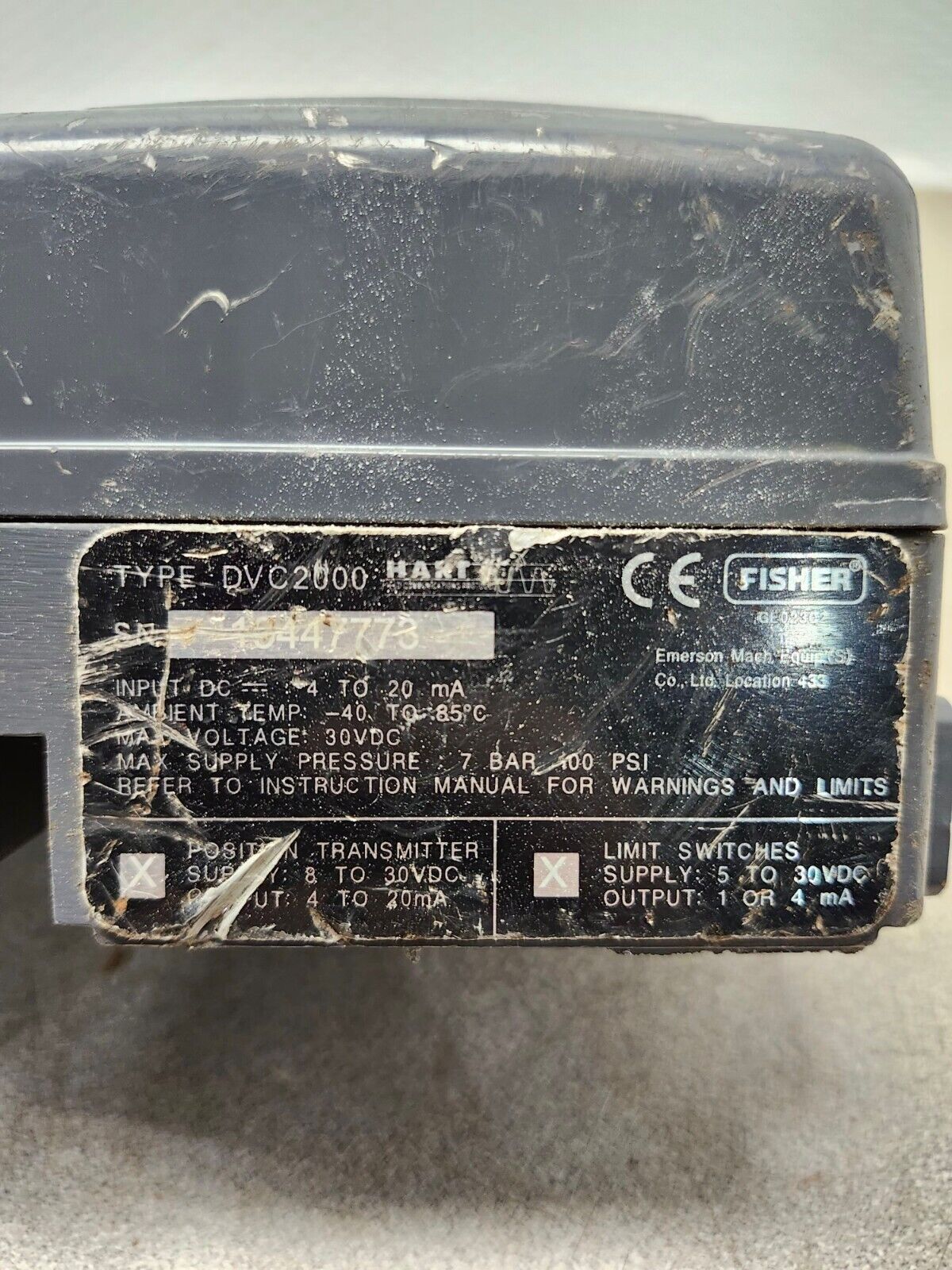 USED NO BOX FISHER FIELDVUE INSTRUMENTS DIGITAL VALVE POSITIONER DVC2000