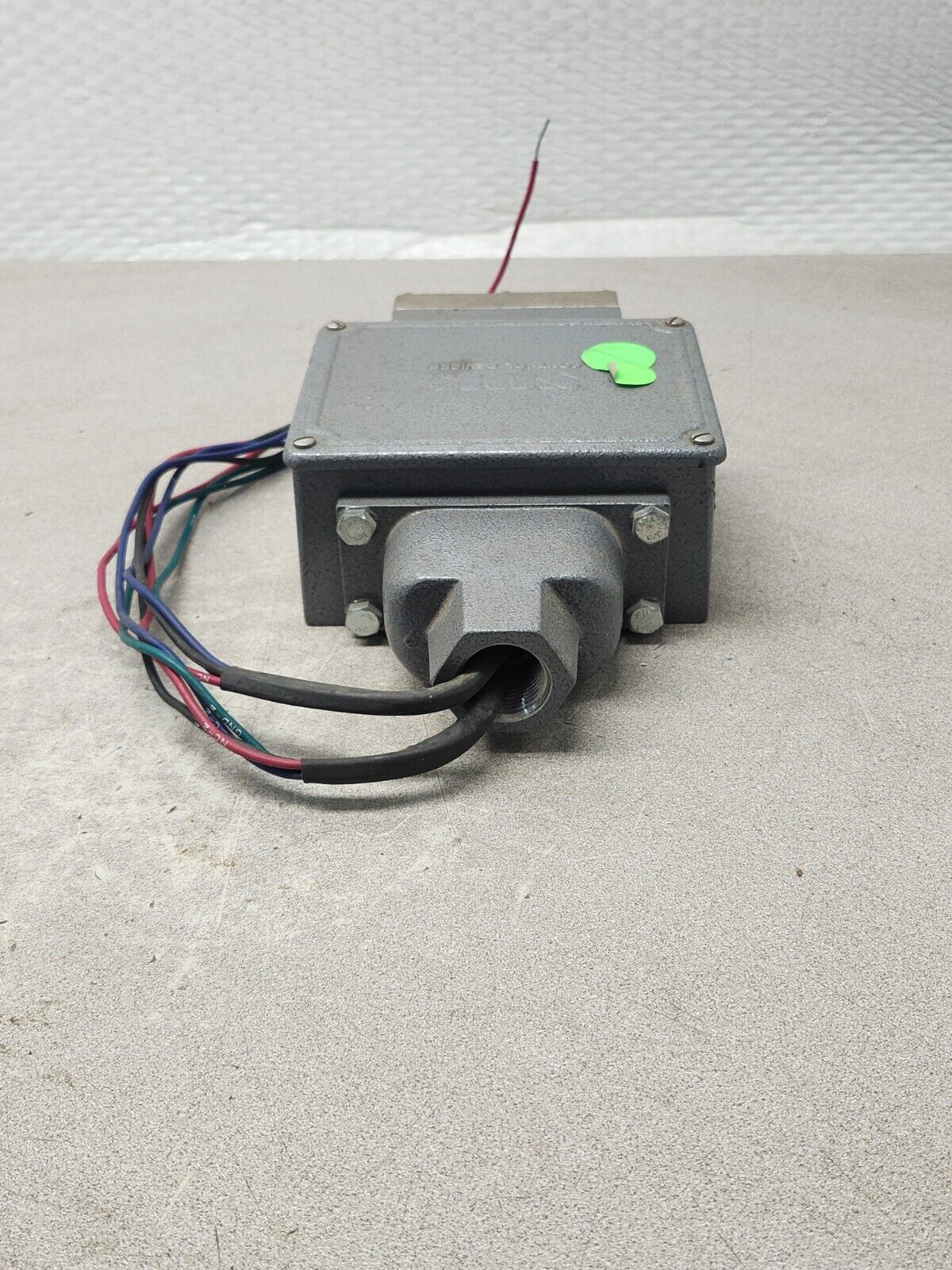 USED SOR Pressure Switch 66V2-EF3-N3-C2A-TT