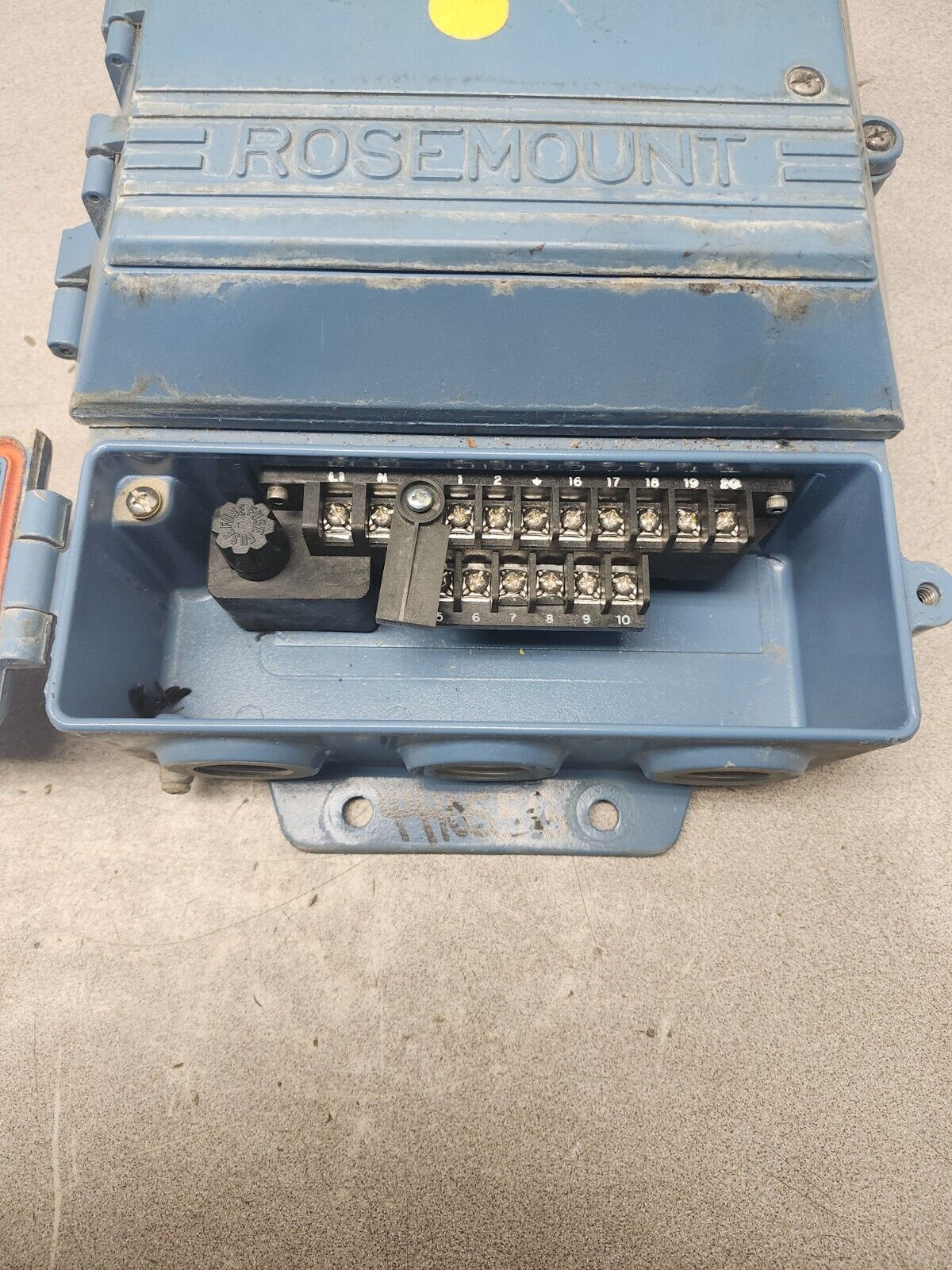 USED ROSEMOUNT MAGNETIC FLOW TRANSMITTER MODEL 8712C R12N0CEM4