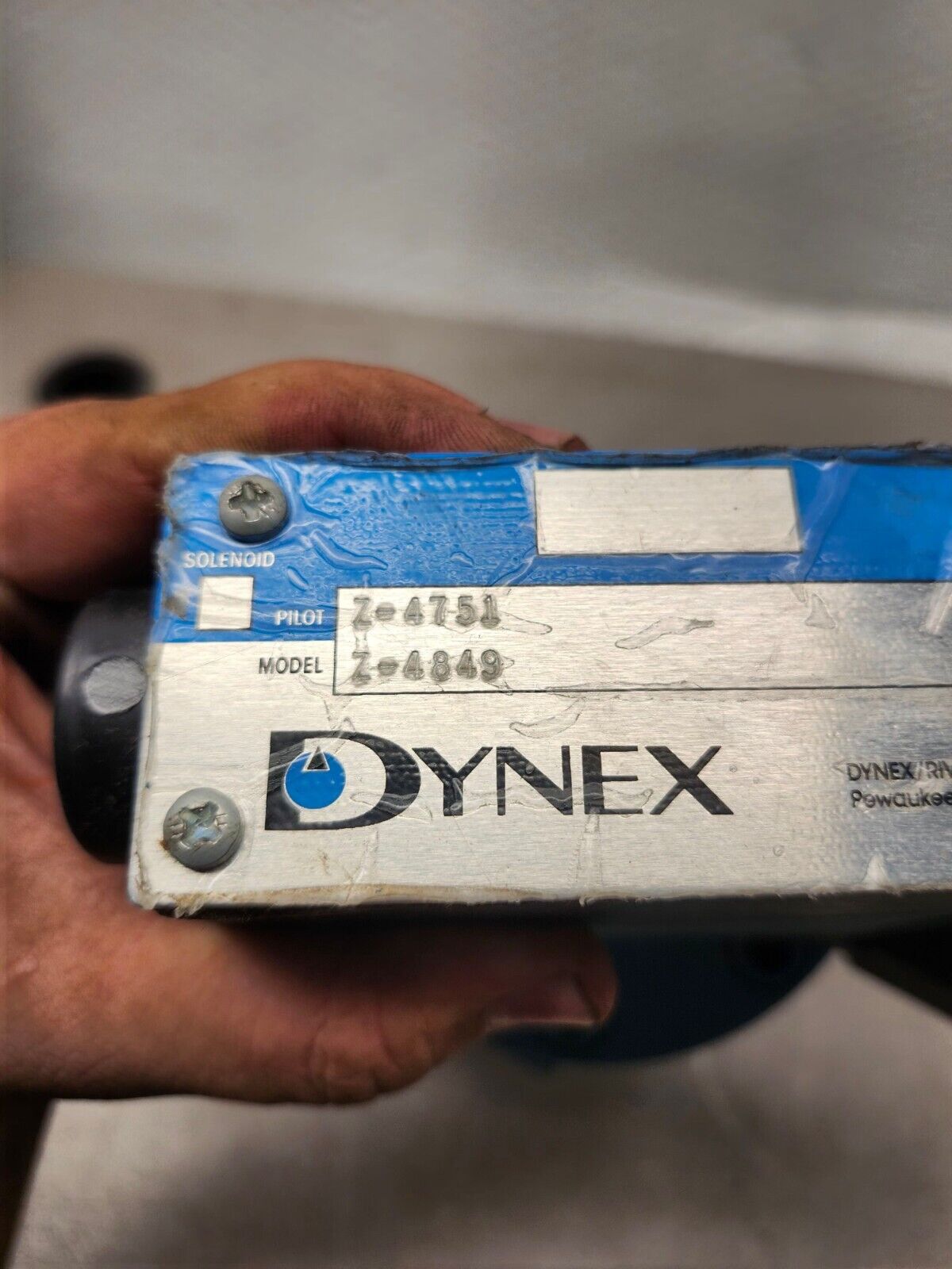 NEW IN BOX DYNEX SOLENOID VALVE Z-4849