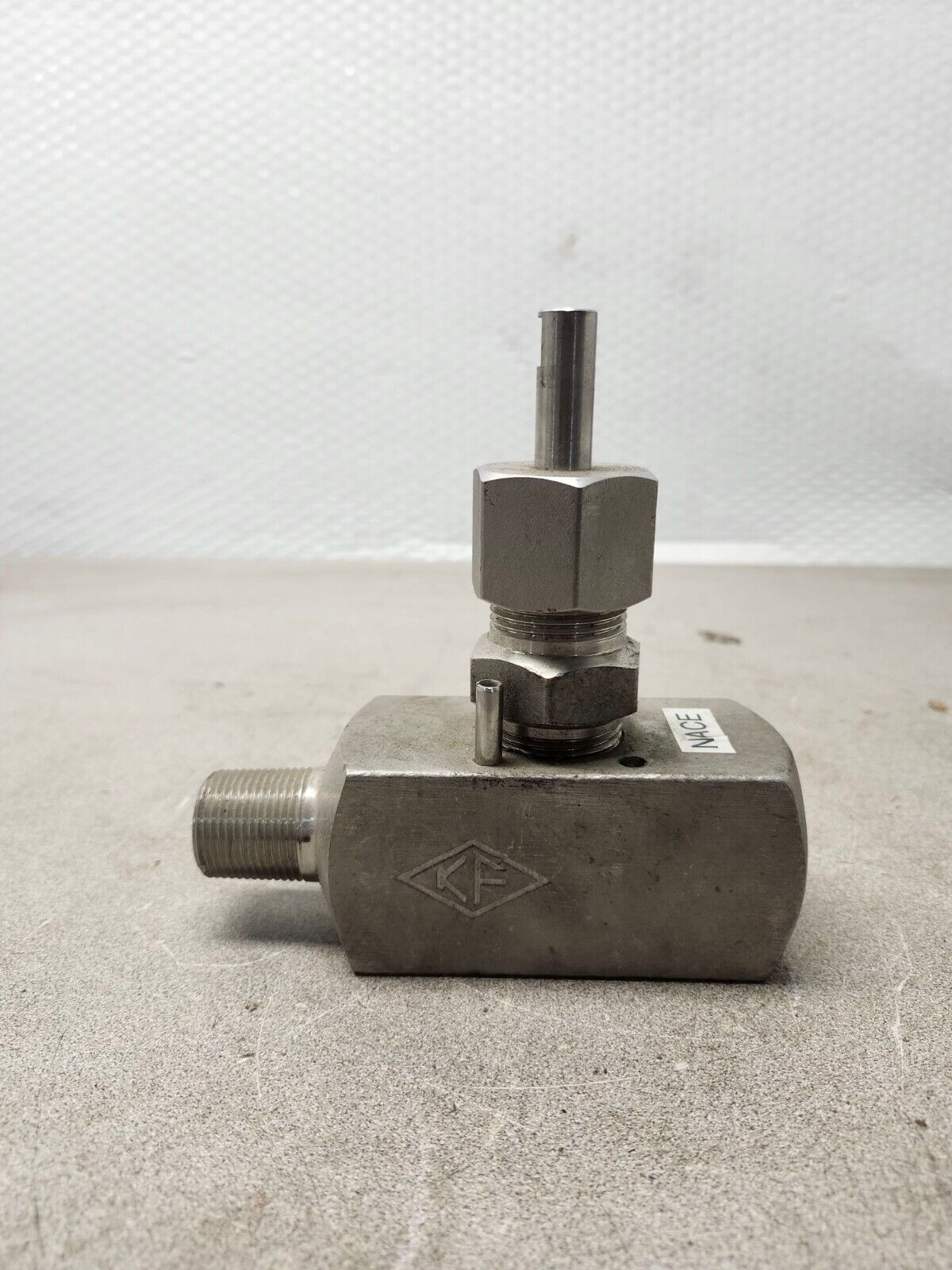 NEW SS NEEDLE VALVE 3/4" 6000 PSI N14-345HT